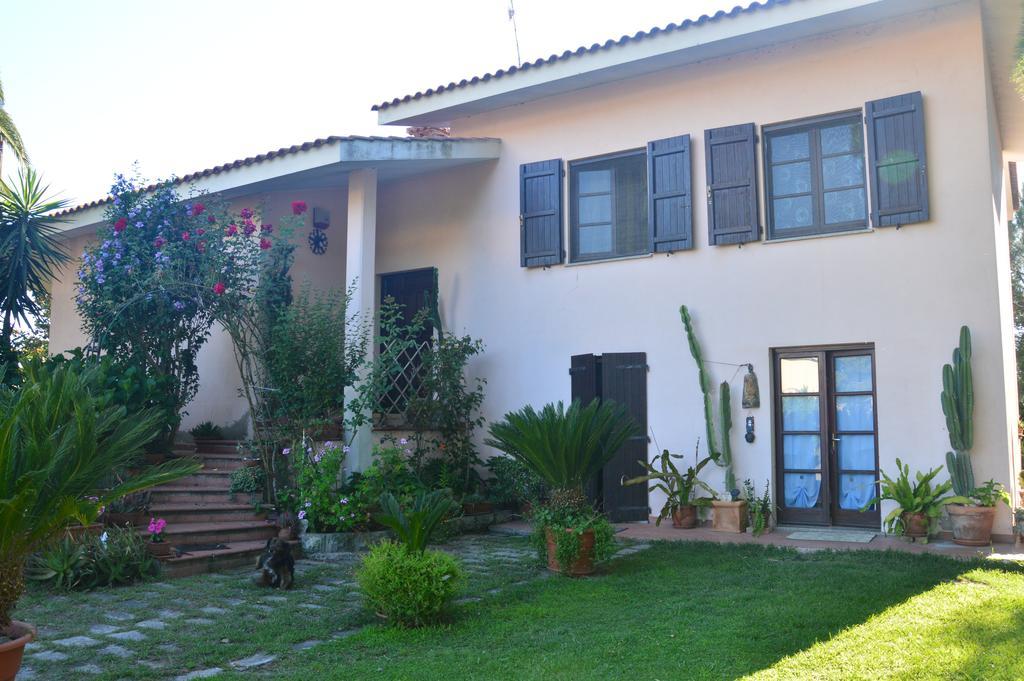 B&B Fra E Fe Arborea Ngoại thất bức ảnh
