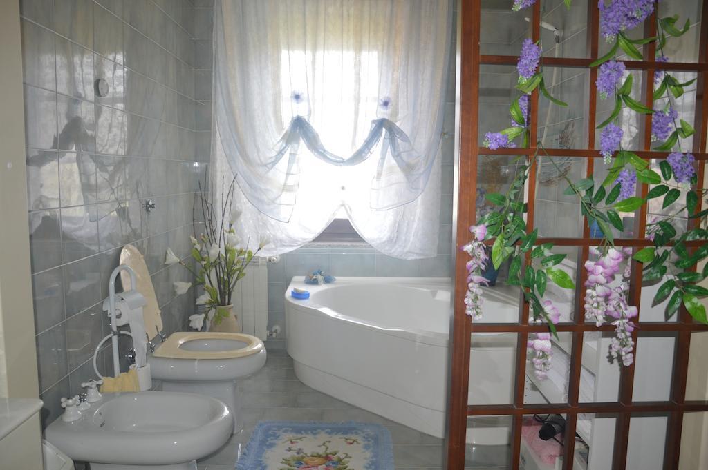 B&B Fra E Fe Arborea Phòng bức ảnh